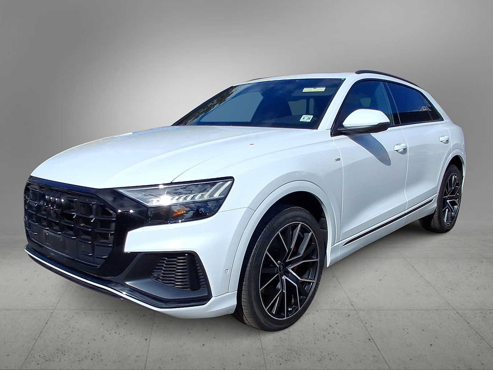 Certified 2023 Audi Q8 Premium Plus AWD/4WD image 4