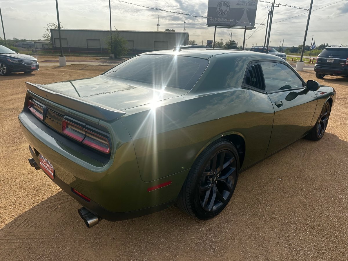 Used 2021 Dodge Challenger GT w/ Blacktop Package image 8