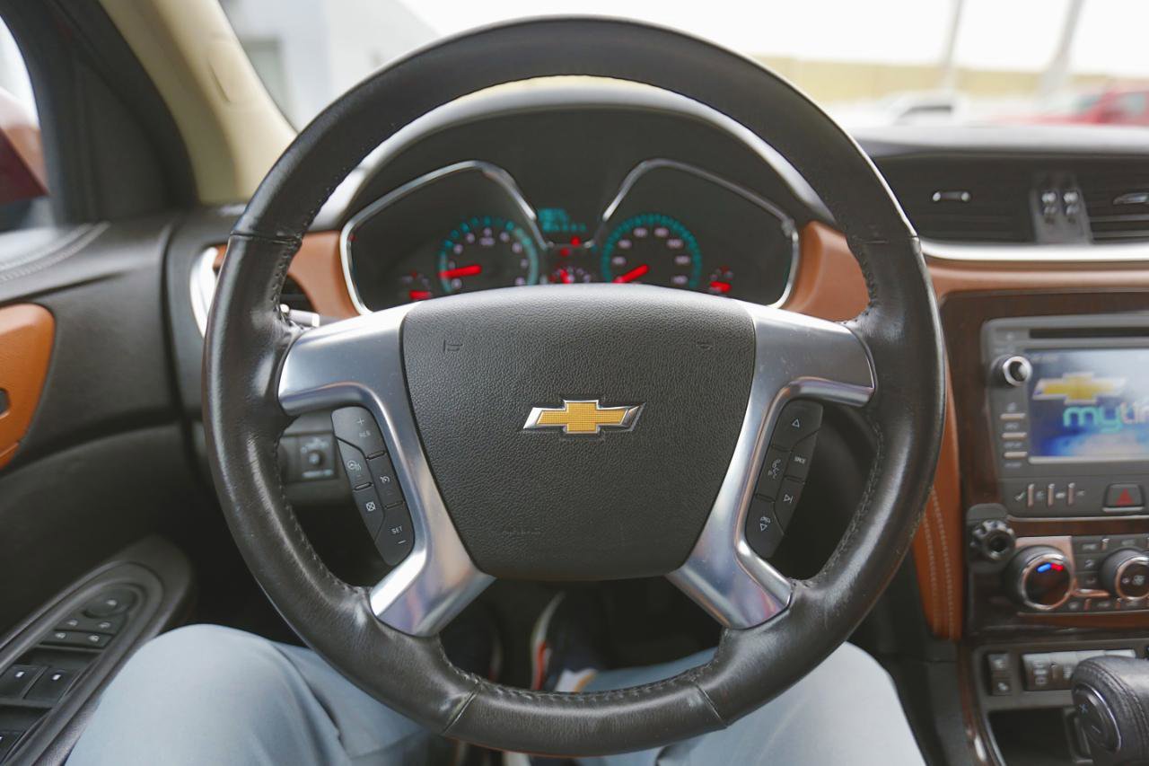 Used 2016 Chevrolet Traverse LTZ image 6