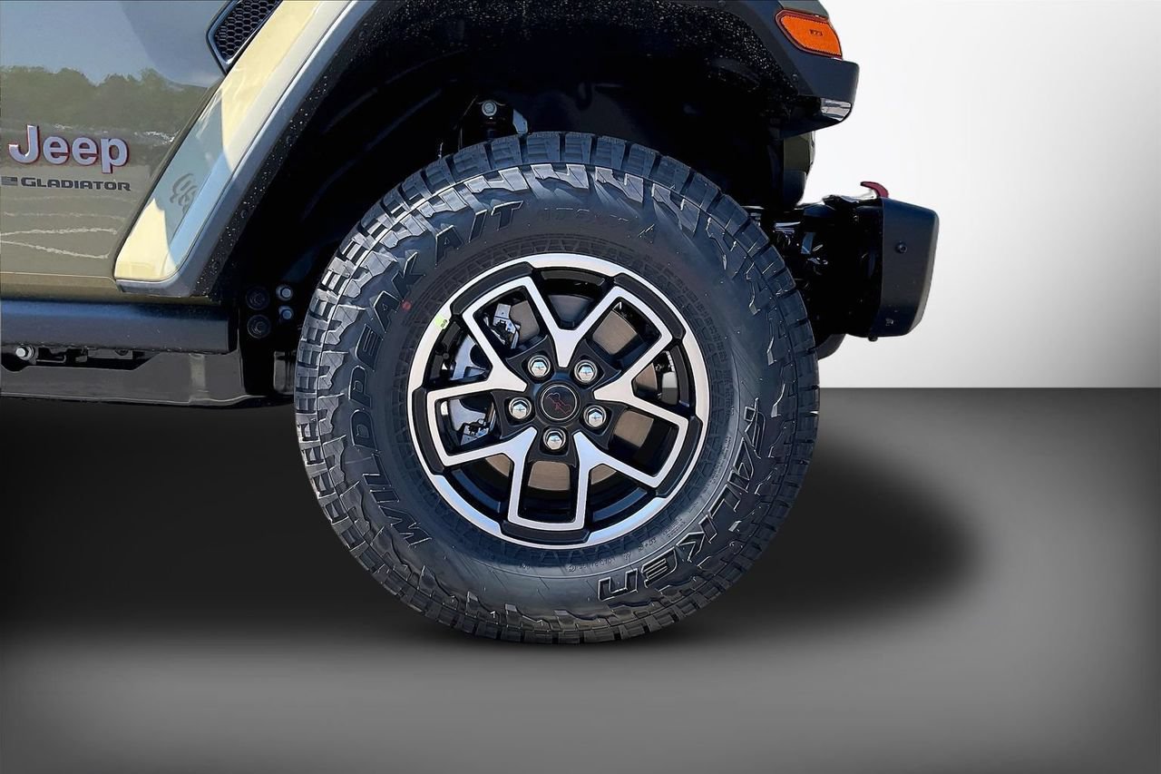 New 2026 Jeep Gladiator Rubicon AWD/4WD image 32