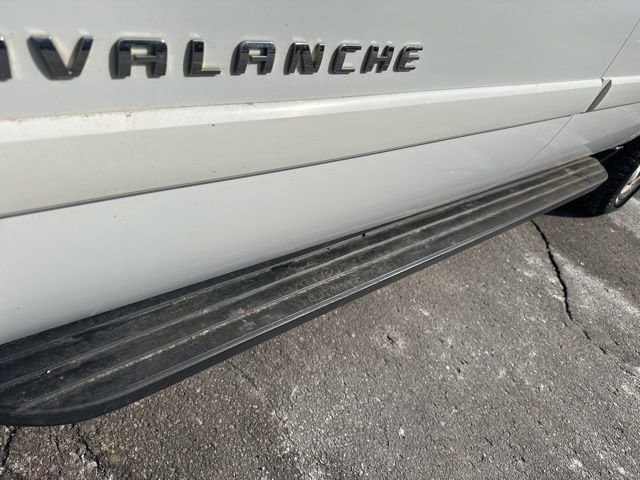Used 2007 Chevrolet Avalanche LT w/ LT Preferred Equipment Group AWD/4WD image 12