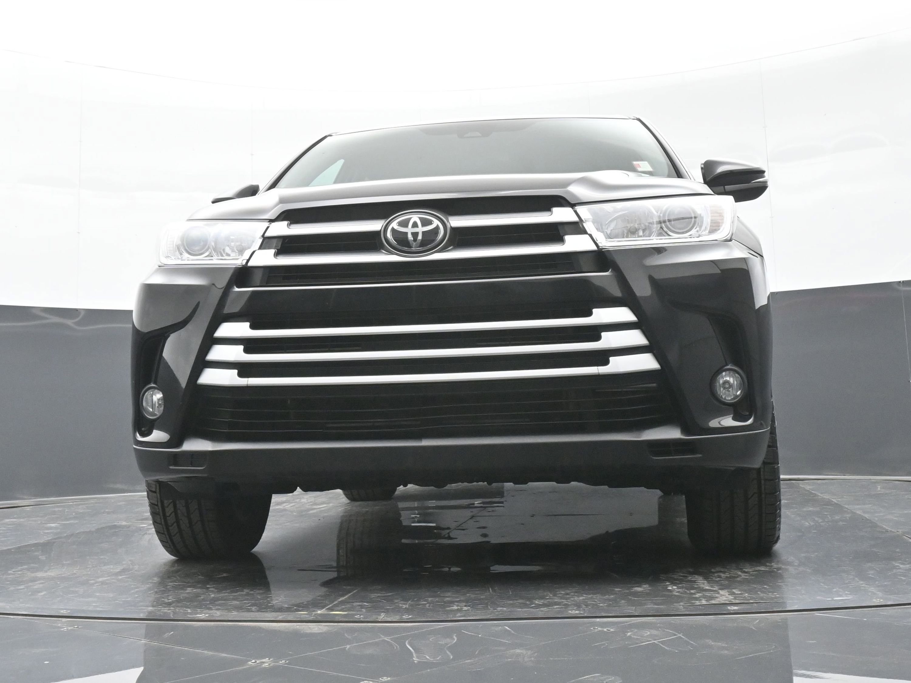 Used 2019 Toyota Highlander Plus image 38