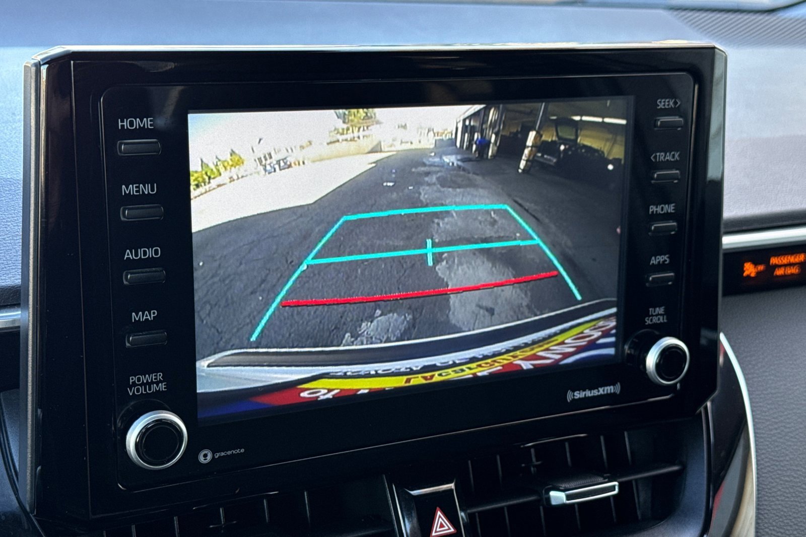 Used 2022 Toyota Corolla SE image 18