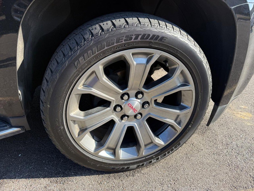 Used 2019 GMC Yukon Denali w/ Open Road Package image 14