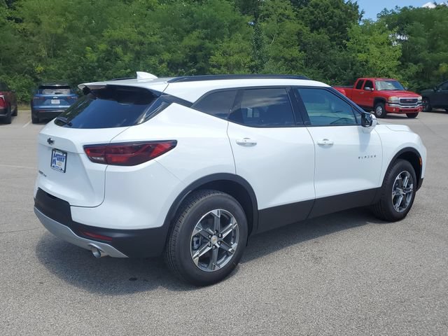 New 2026 Chevrolet Blazer LT w/ LPO, Floor Liner Package AWD/4WD image 4