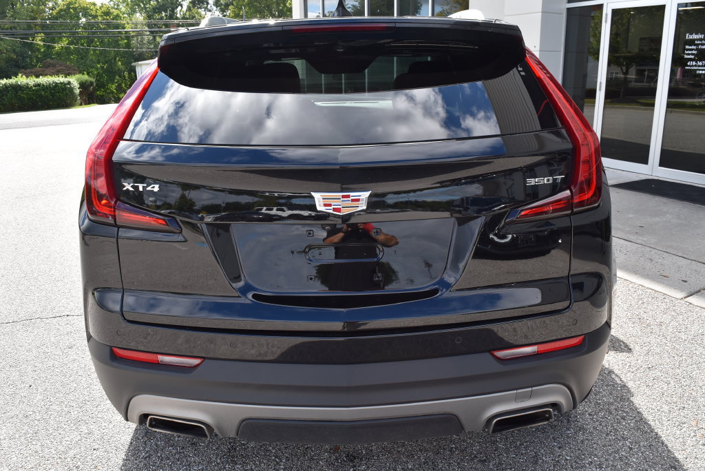 Used 2023 Cadillac XT4 Premium Luxury FWD image 6