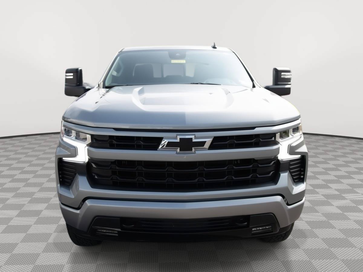 Used 2024 Chevrolet Silverado 1500 RST w/ Convenience Package II AWD/4WD image 2