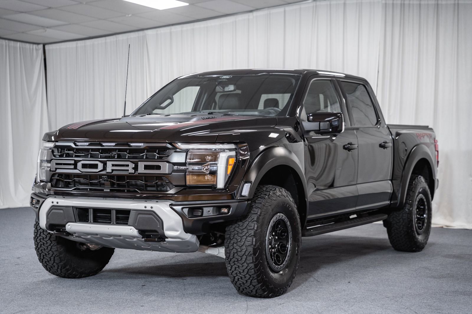 Certified 2025 Ford F150 Raptor image 3