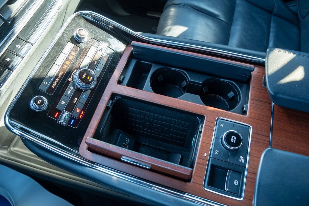 Used 2023 Lincoln Navigator Reserve image 21