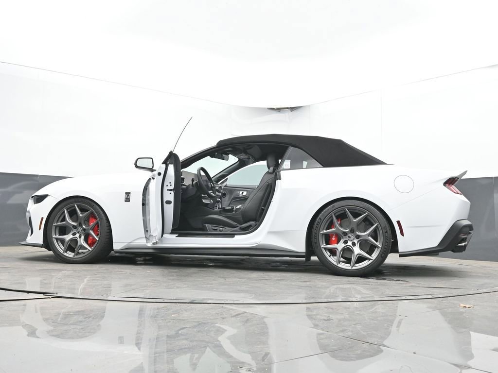 New 2026 Ford Mustang GT Premium w/ GT Performance Package RWD image 70