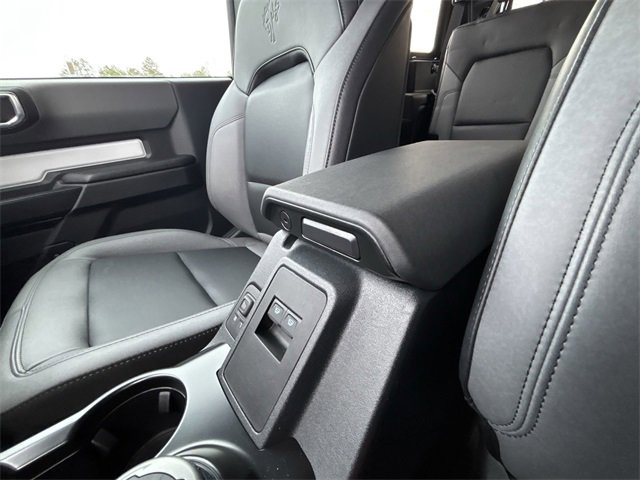 Used 2024 Ford Bronco Big Bend image 24