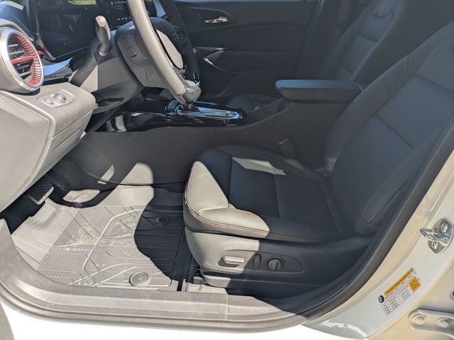 New 2026 Chevrolet Trax RS w/ Sunroof Package FWD image 10