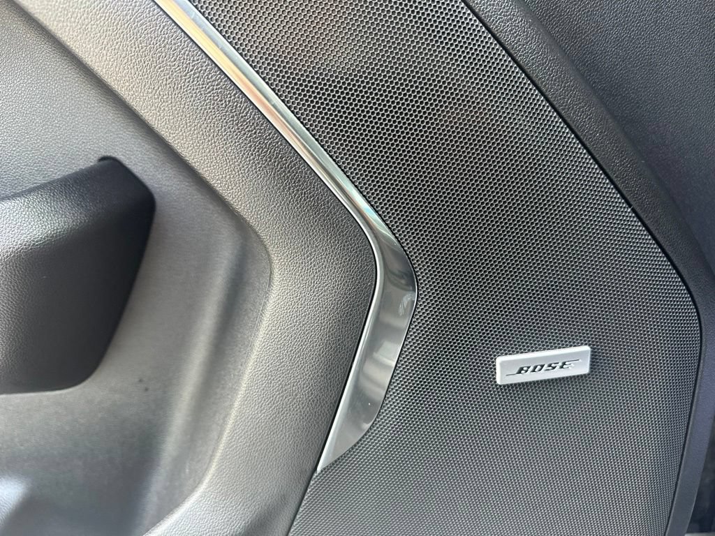 Used 2023 Chevrolet Suburban Premier AWD/4WD image 11