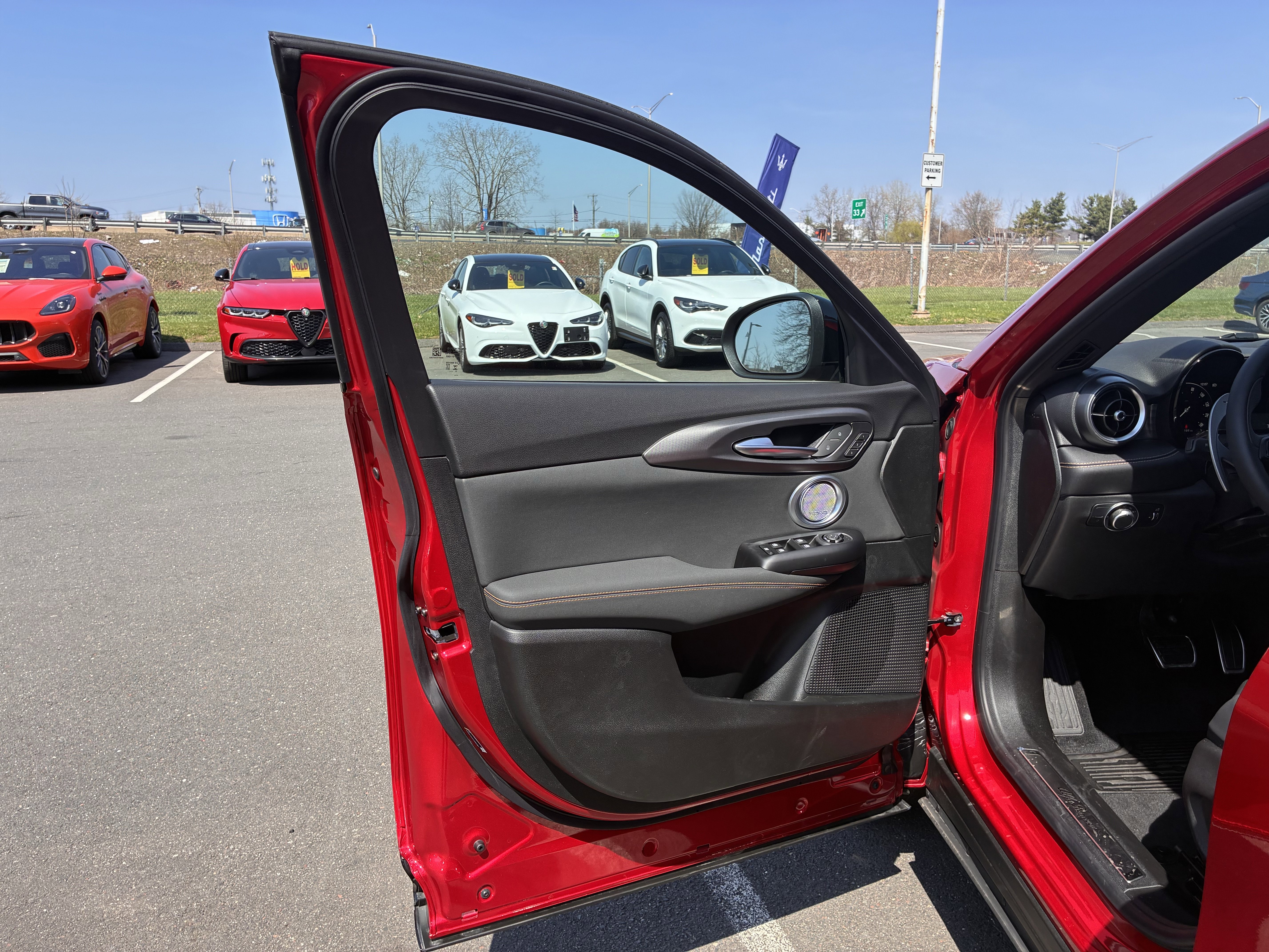 New 2026 Alfa Romeo Tonale Veloce w/ Quick Order Package 23H Volce image 14