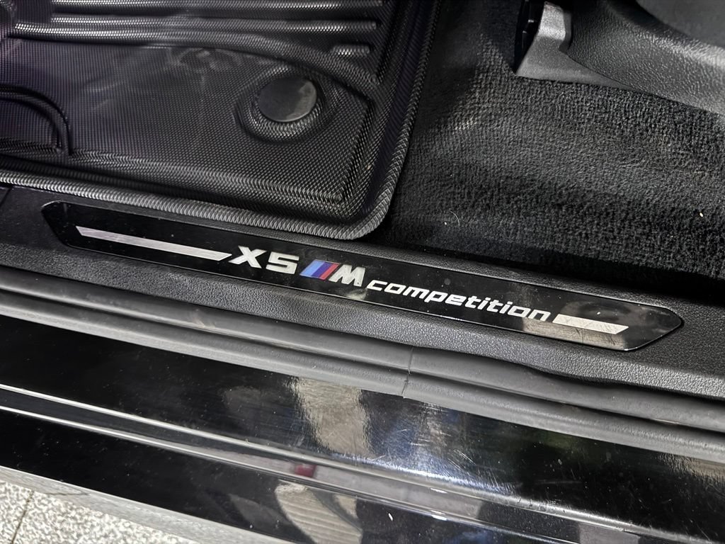 Used 2021 BMW X5 M w/ Competition Package AWD/4WD image 46