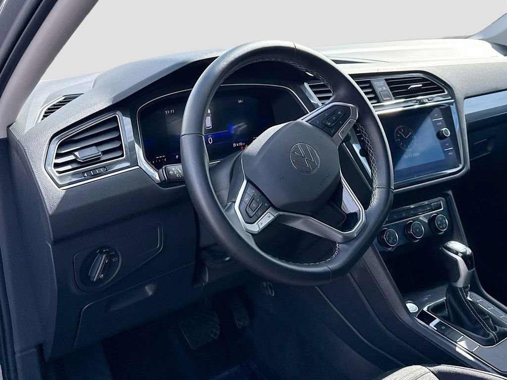 Used 2024 Volkswagen Tiguan S image 20