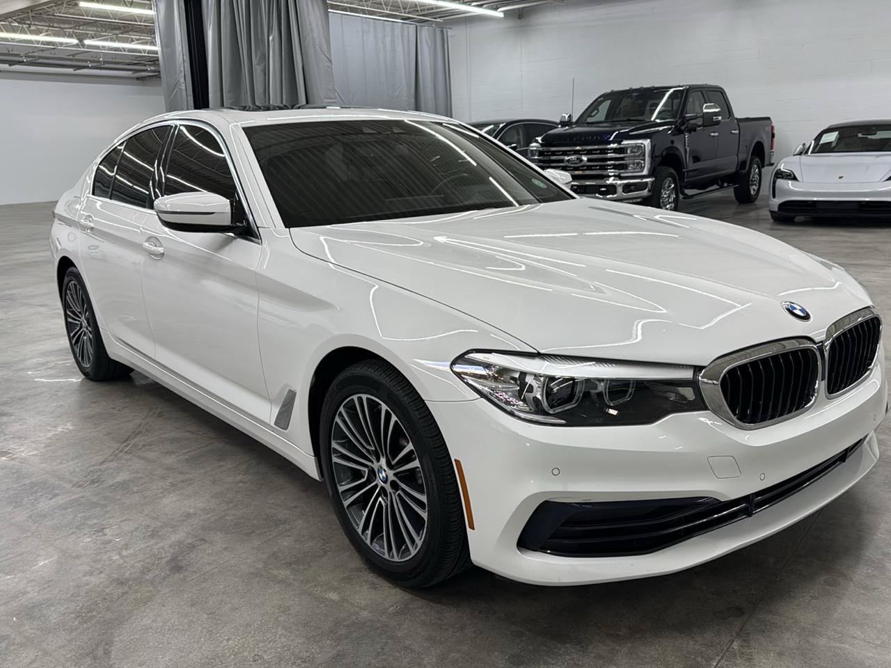 Used 2020 BMW 530i RWD image 4
