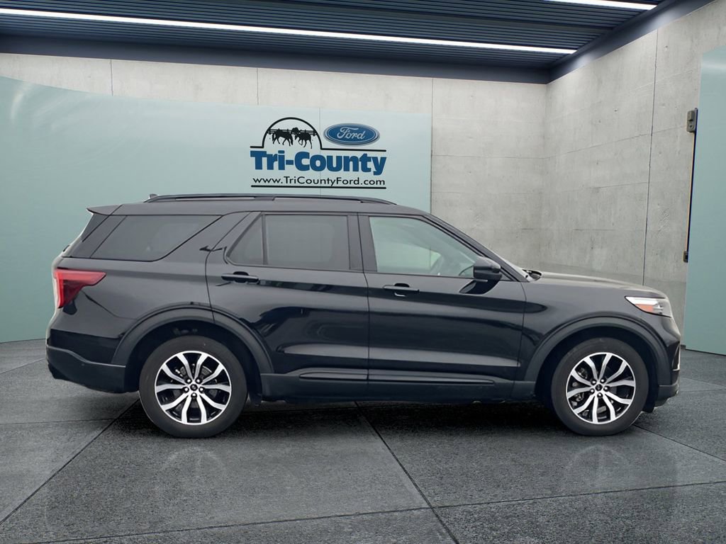 Used 2020 Ford Explorer ST w/ Premium Technology Package image 8