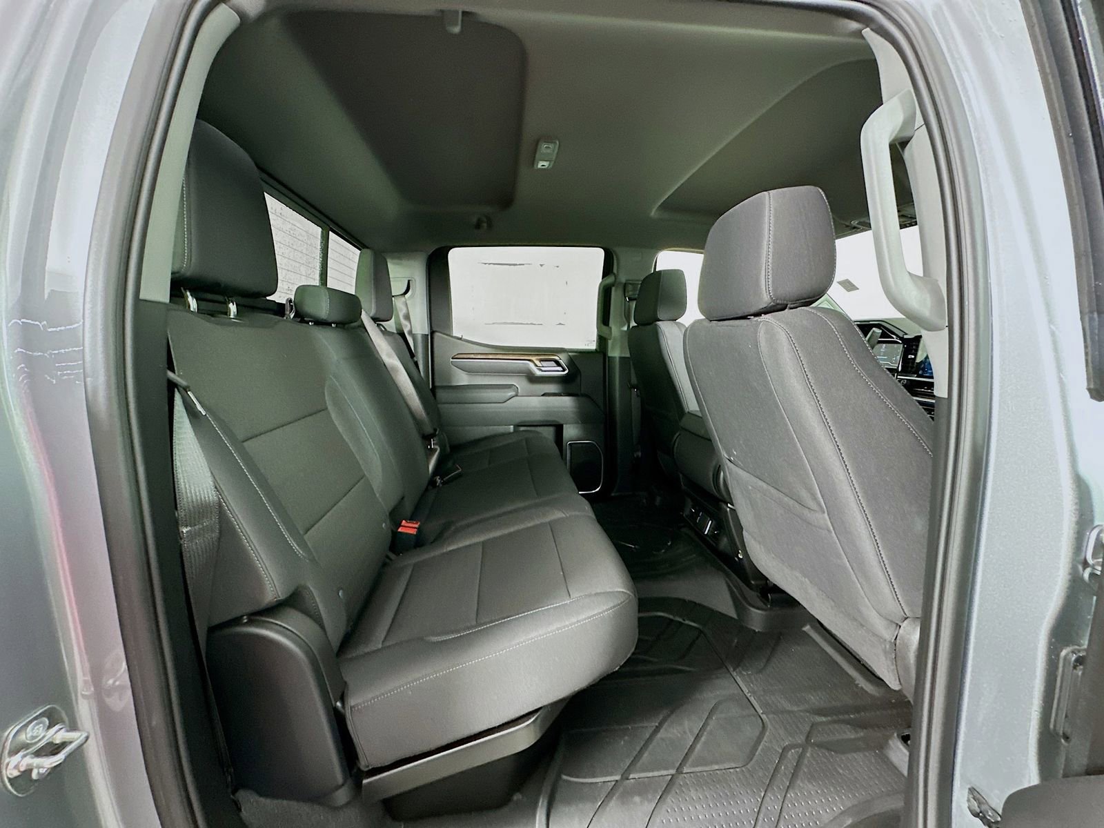 New 2025 Chevrolet Silverado 1500 LT w/ Safety Package image 28