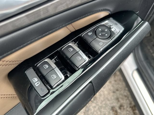Certified 2025 Kia Sorento SX Prestige w/ Olive Brown Leather Package AWD/4WD image 17