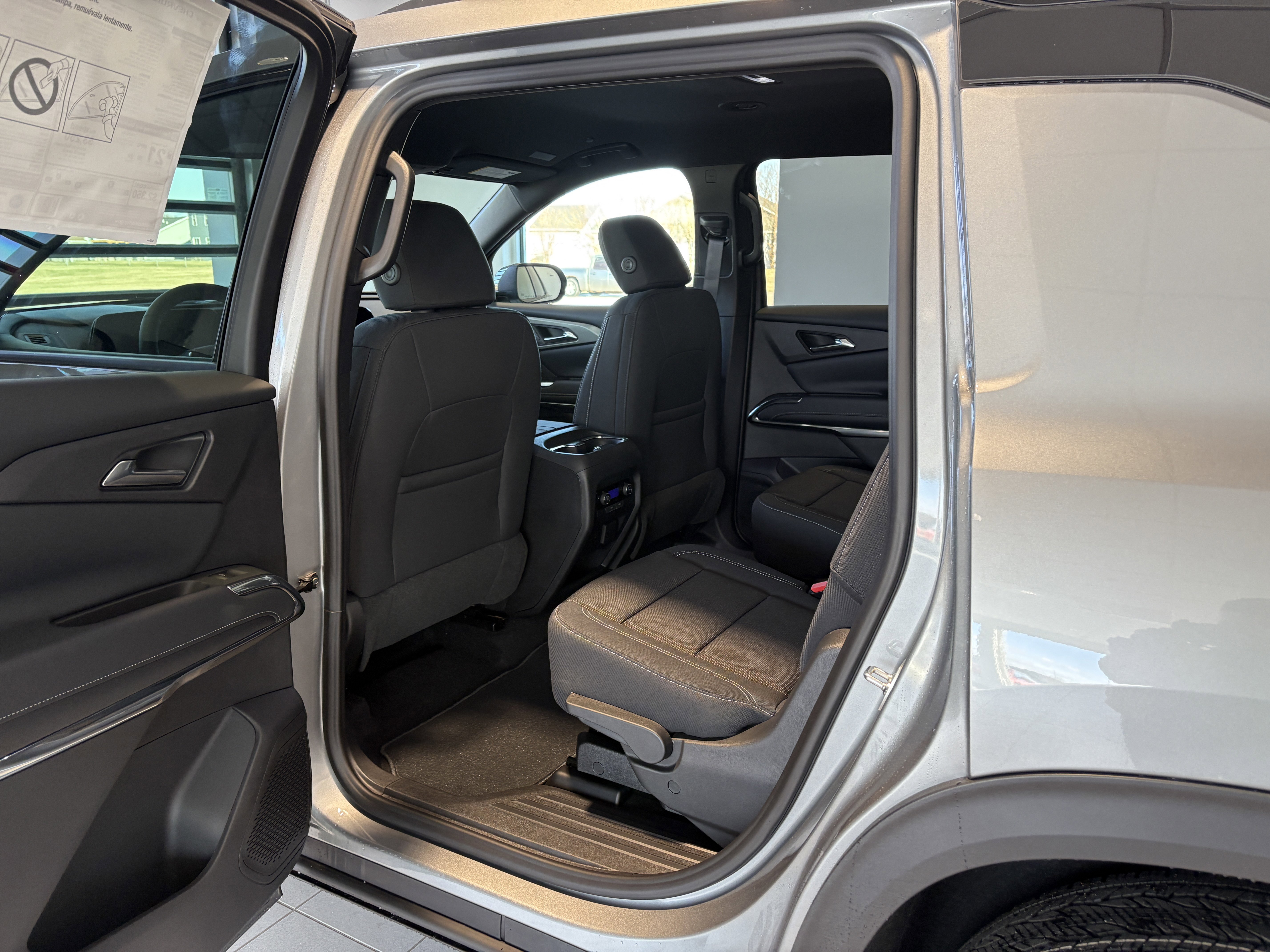 New 2026 Chevrolet Traverse LT w/ Midnight/Sport Edition image 17