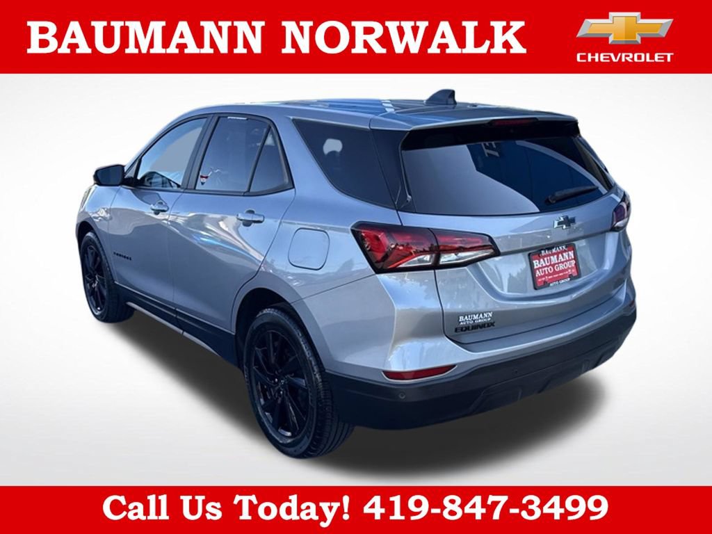 Used 2024 Chevrolet Equinox LS w/ LS Convenience Package FWD image 9