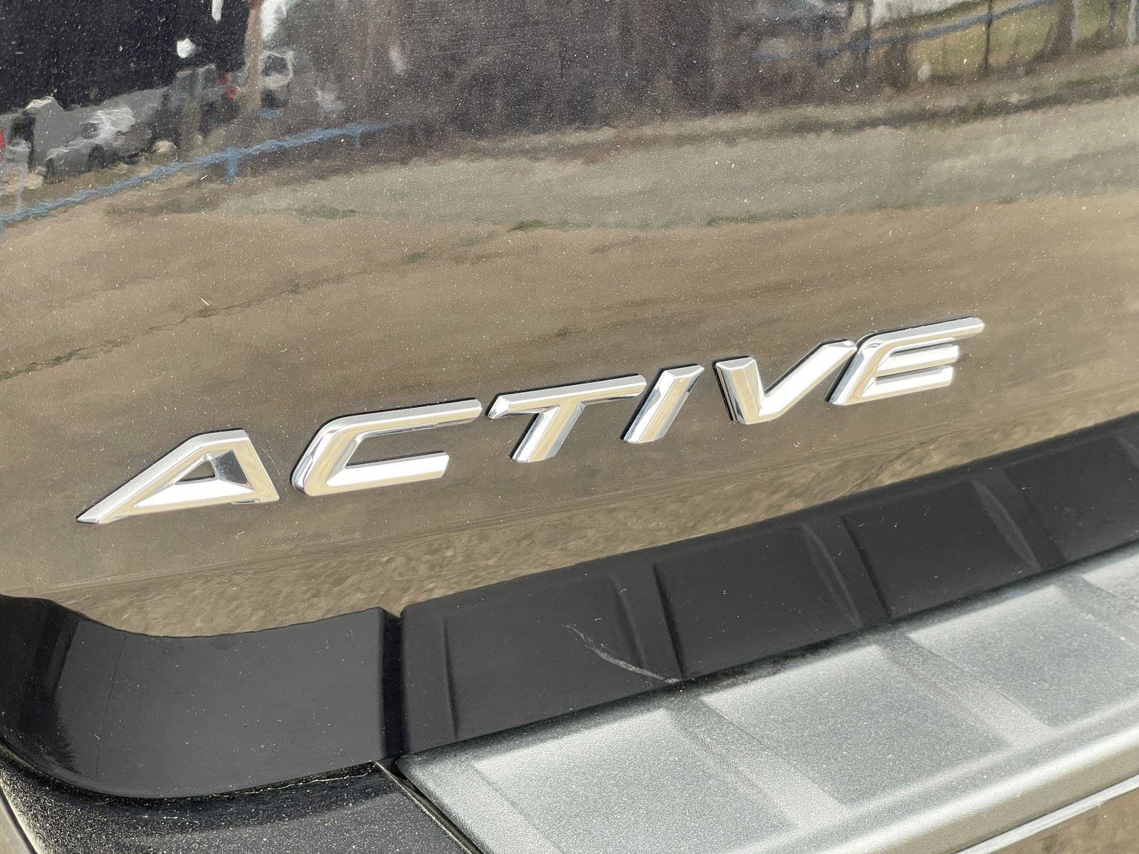 Used 2025 Ford Explorer Active image 55