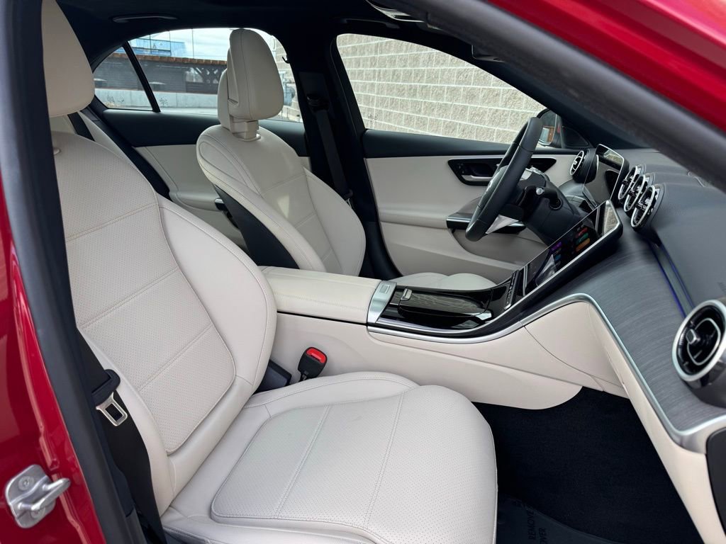 Used 2025 Mercedes-Benz C 300 Sedan image 53