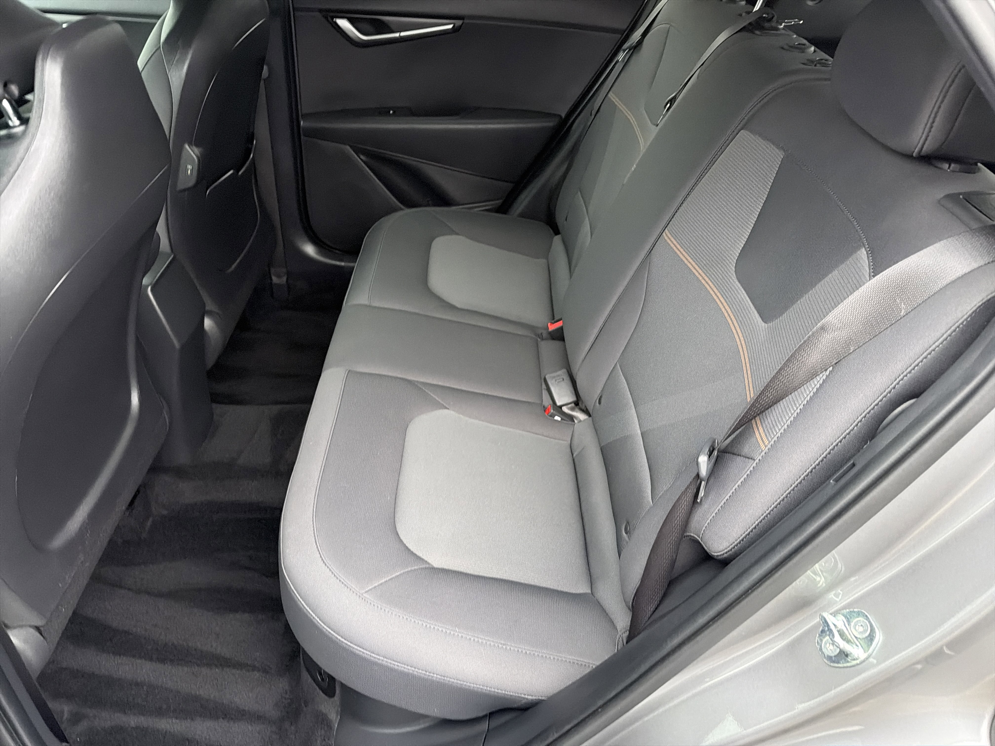 Used 2023 Kia Niro LX image 20