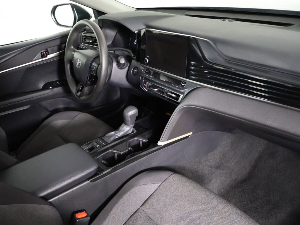 Used 2025 Toyota Camry LE FWD image 20