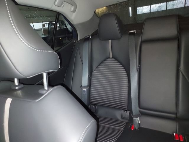 Used 2024 Toyota Camry SE w/ Convenience Package image 12