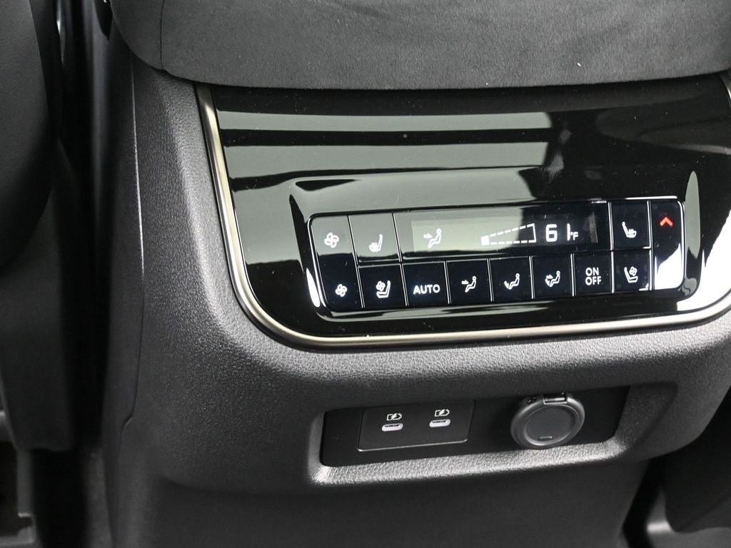 New 2026 INFINITI QX80 4WD image 16