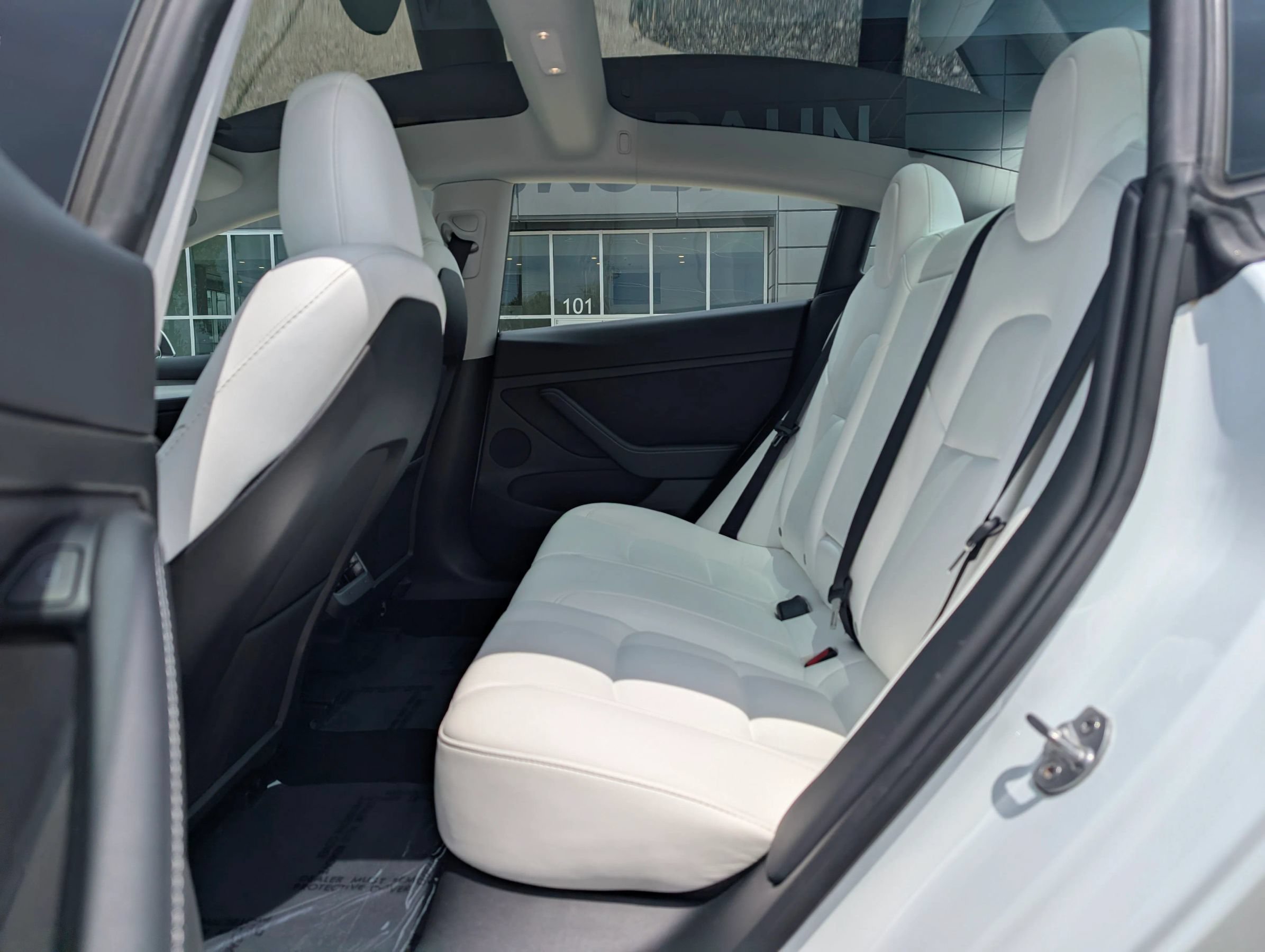 Used 2023 Tesla Model 3 Standard Range RWD image 10