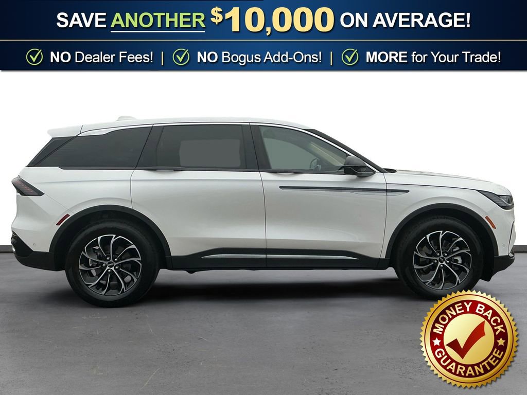 Used 2024 Lincoln Nautilus Premier image 8