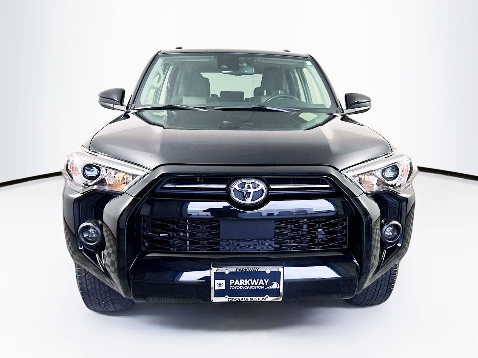 Used 2021 Toyota 4Runner SR5 RWD image 2