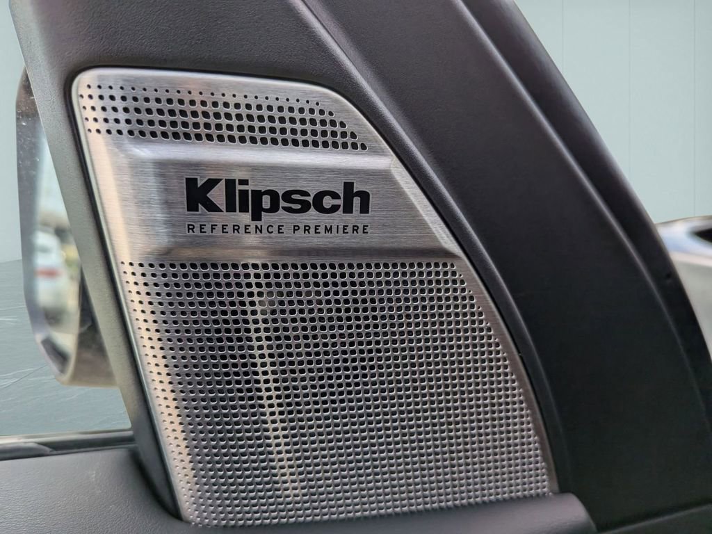 New 2026 INFINITI QX80 Autograph w/ Premium Cargo Package image 16