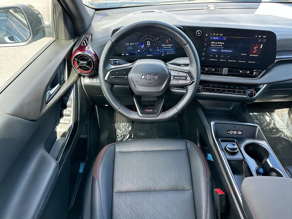 Used 2025 Chevrolet Equinox RS image 23