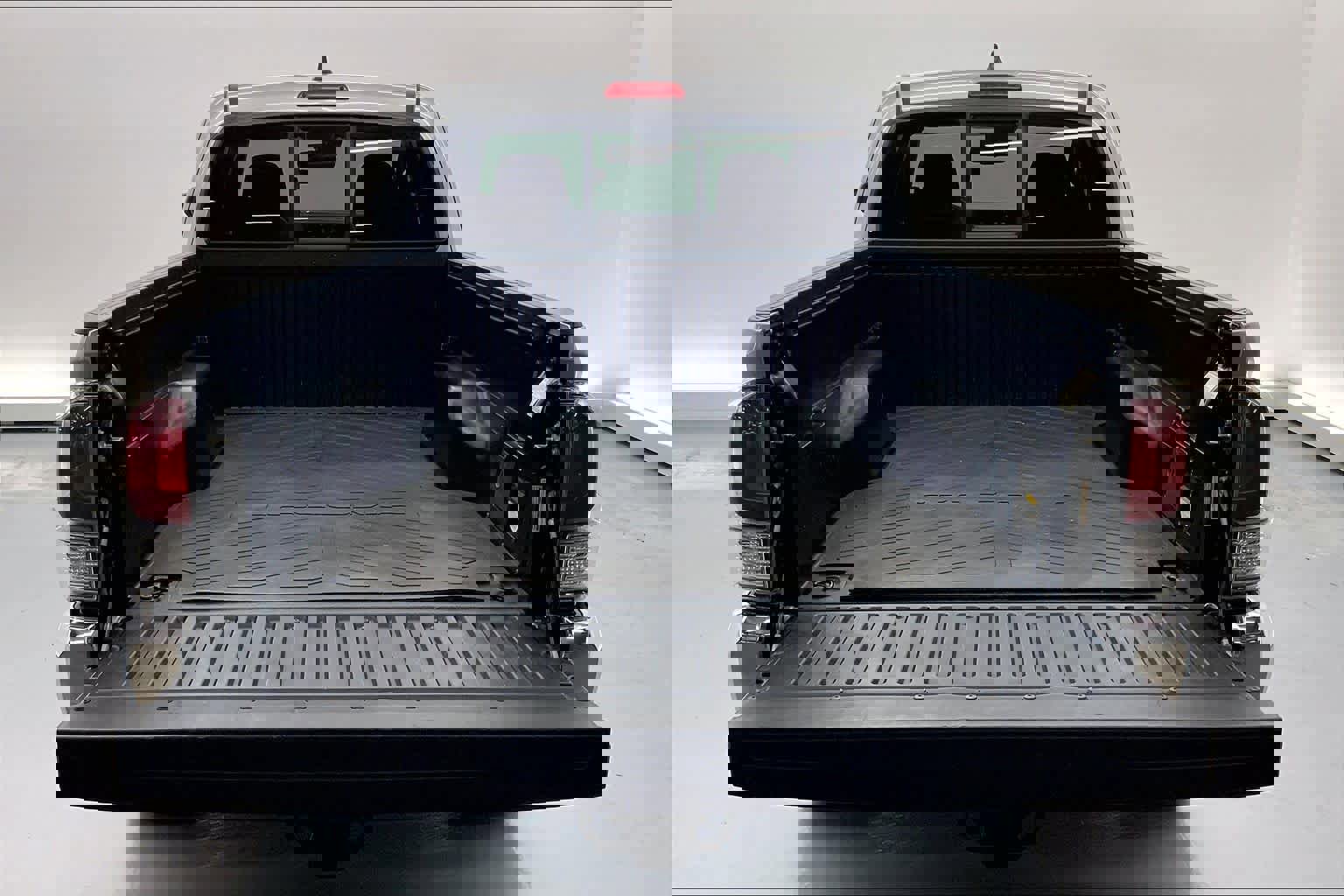 Used 2022 Toyota Tacoma TRD Off-Road image 15