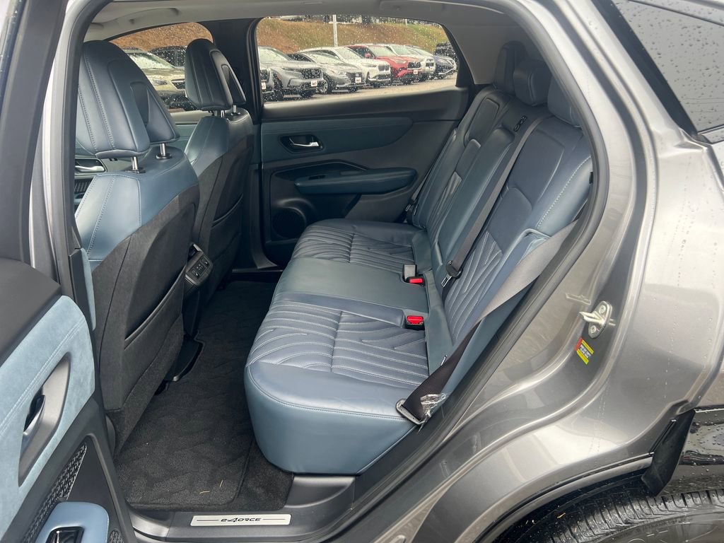 Used 2023 Nissan Ariya image 26