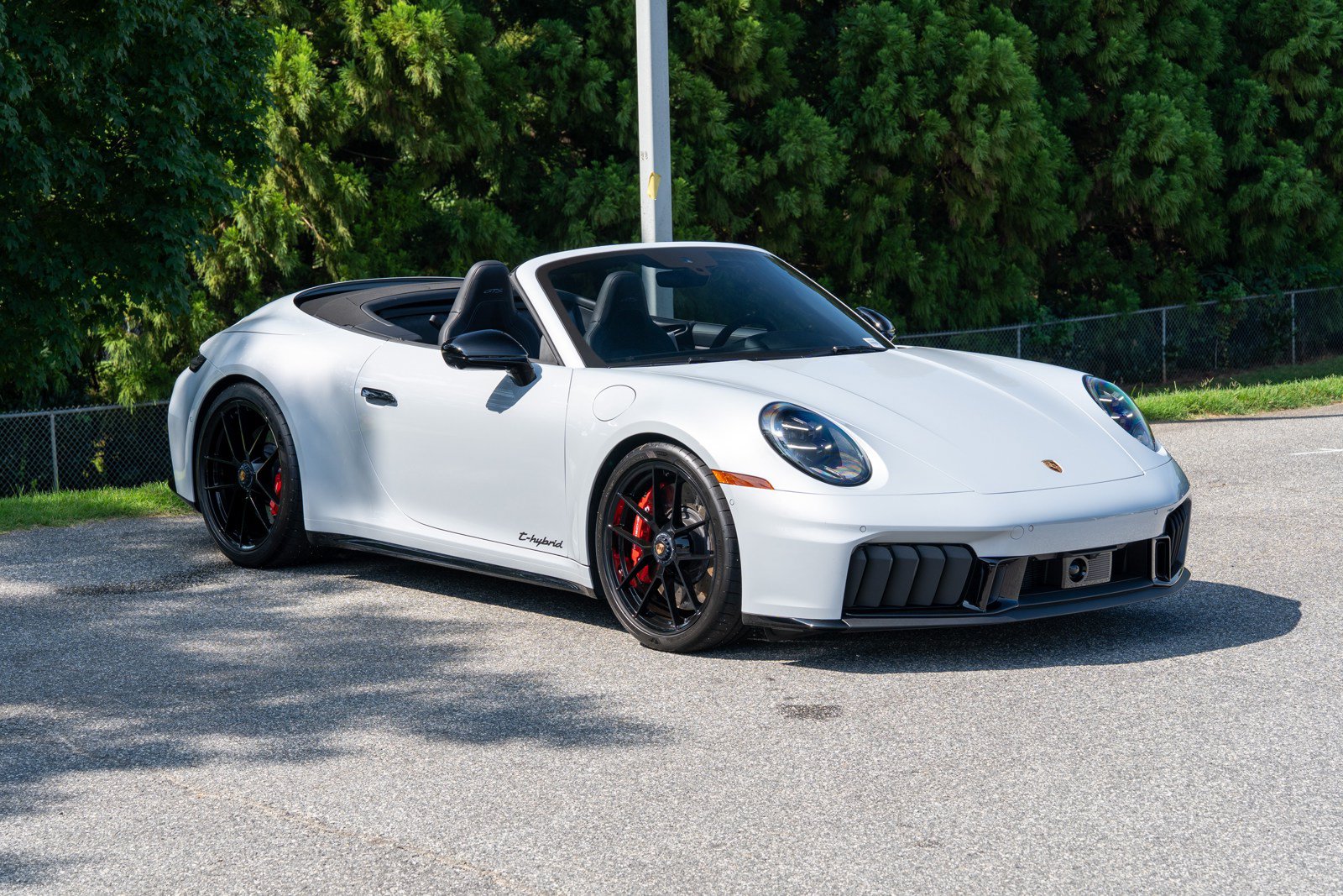 Certified 2025 Porsche 911 Carrera 4 GTS AWD/4WD image 9
