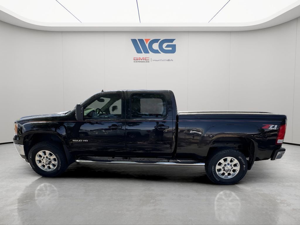 Used 2011 GMC Sierra 2500 SLT w/ SLT Convenience Package AWD/4WD image 7