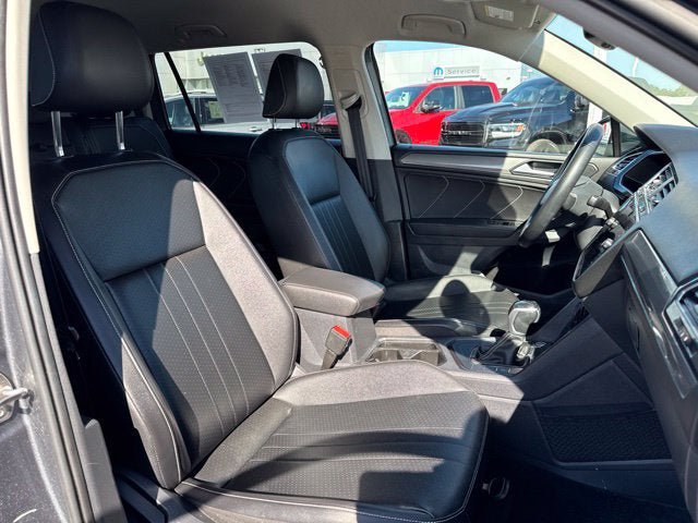 Used 2022 Volkswagen Tiguan SE FWD image 29