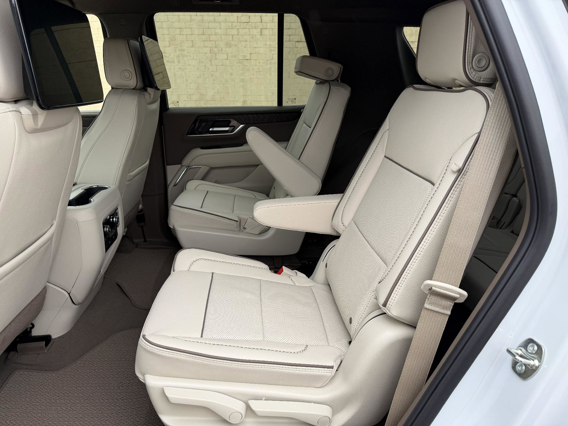 New 2026 GMC Yukon Denali image 16