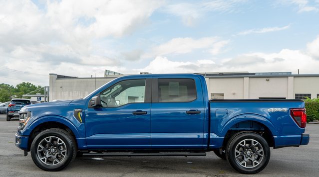 Used 2024 Ford F150 STX AWD/4WD image 9