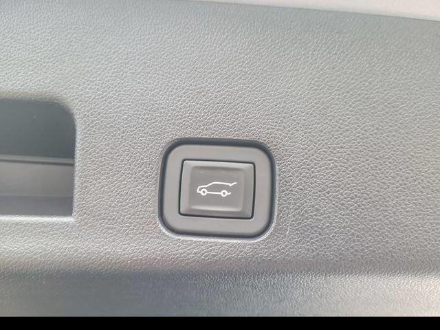 Used 2026 Buick Enclave Sport Touring w/ Power Package FWD image 19