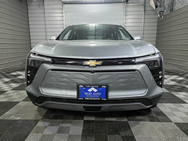 Used 2024 Chevrolet Blazer EV LT AWD/4WD image 3