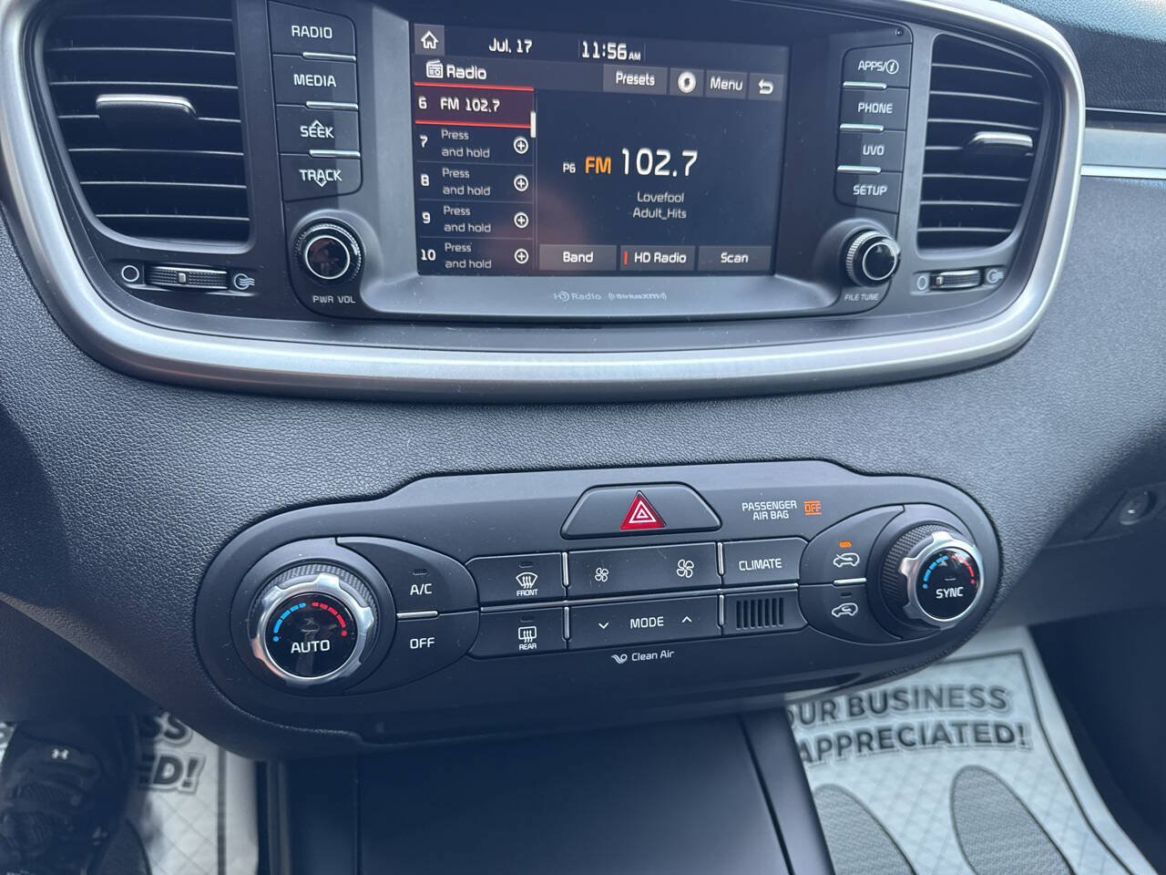 Used 2018 Kia Sorento AWD image 30