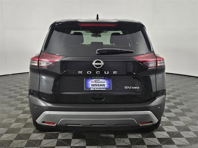 Used 2023 Nissan Rogue SV image 5