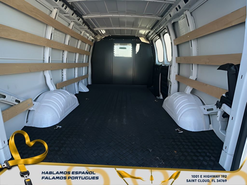 Used 2024 Chevrolet Express 2500 w/ Driver Convenience Package image 25