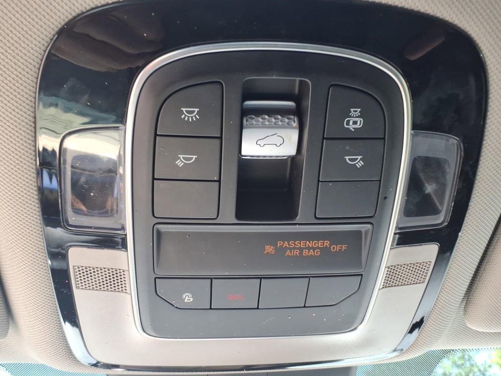 Used 2022 Hyundai Santa Fe SEL w/ Convenience + Premium Package AWD/4WD image 27